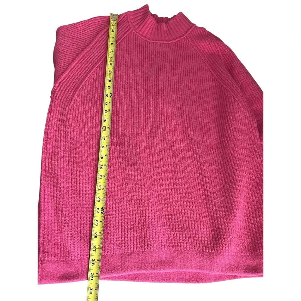 Free People Sunbeam Knit Oversized Mockneck Sweater Fuchsia Pink‎ Sz M Chunky